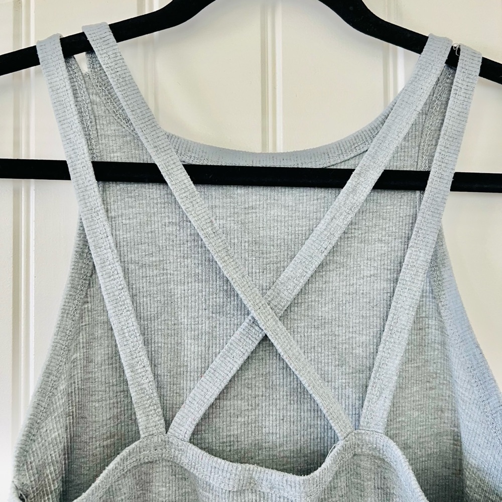 RUE 21 DOUBLE STRAP X-BACK RACERBACK GRAY RIBBED HIGH NECK ATHLEISURE TANK TOP - Picture 4 of 8